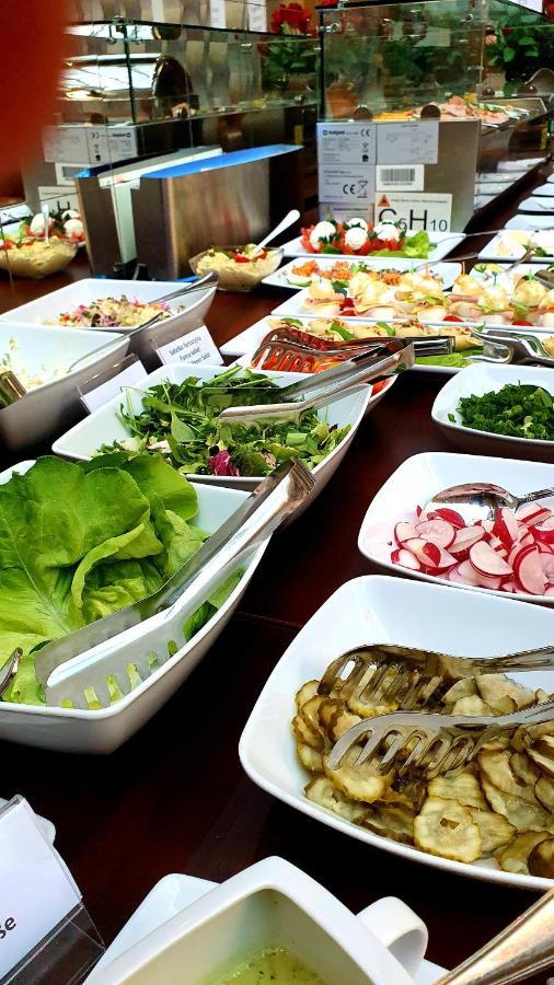 Gromada Hotel 3*